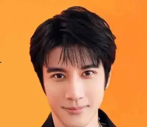 穿越娱乐圈吃瓜爽文,吃瓜爽文，解锁明星幕后秘密